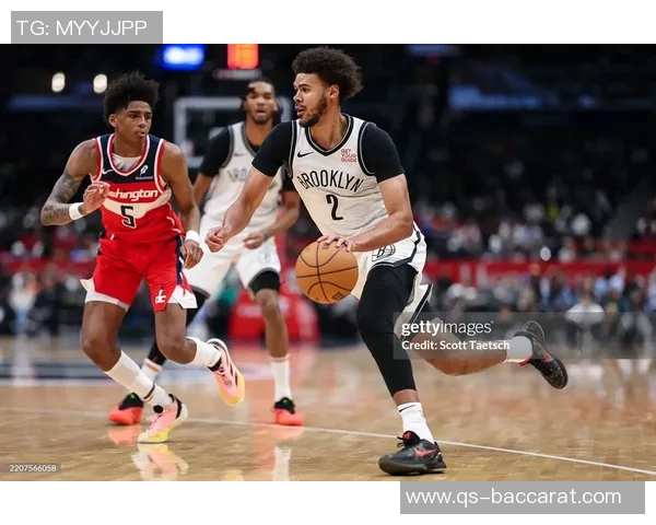 篮网官方宣布卡梅隆托马斯因腿筋紧张提前退赛将不再回归比赛